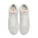 Nike Blazer Mid '77 Pro Club 'Remastered - Light Bone' Angle 1