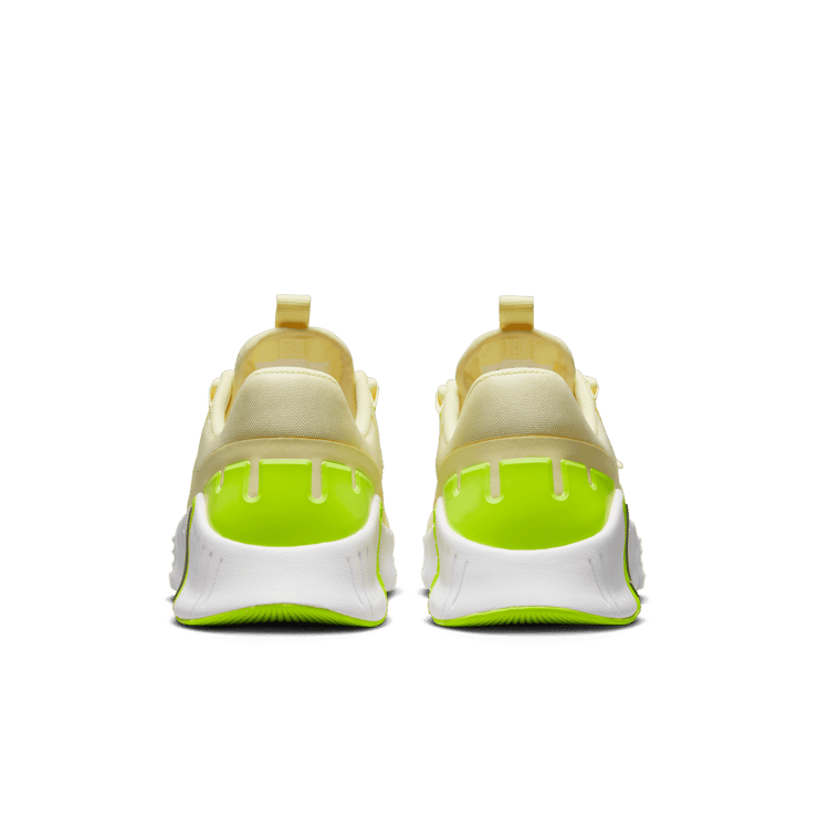 Nike Free Metcon 5 'Citron Tint Volt' (W) Angle 3