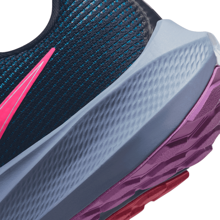 Nike Air Zoom Pegasus 40 SE 'Black Hyper Pink' Angle 5