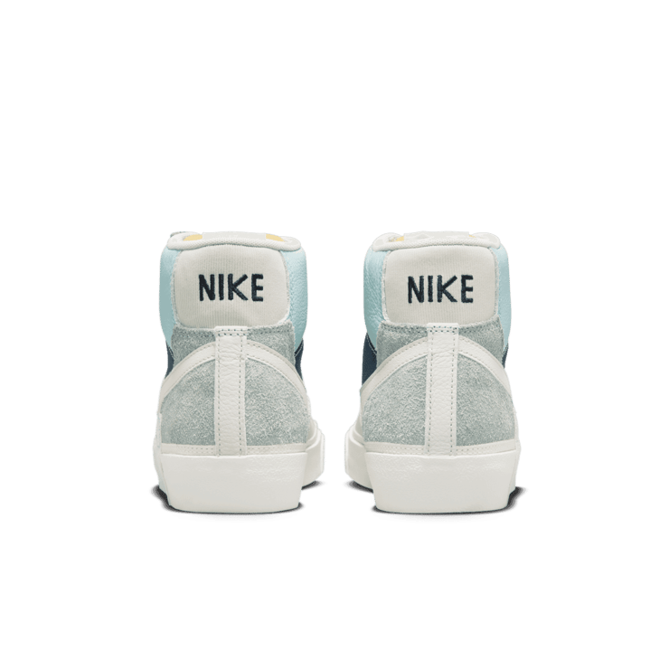 Nike Blazer Mid '77 Pro Club 'Remastered - Mica Green Navy' Angle 4