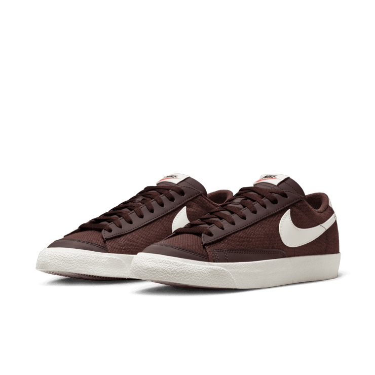 Nike Blazer Low '77 Premium 'Earth' Angle 2