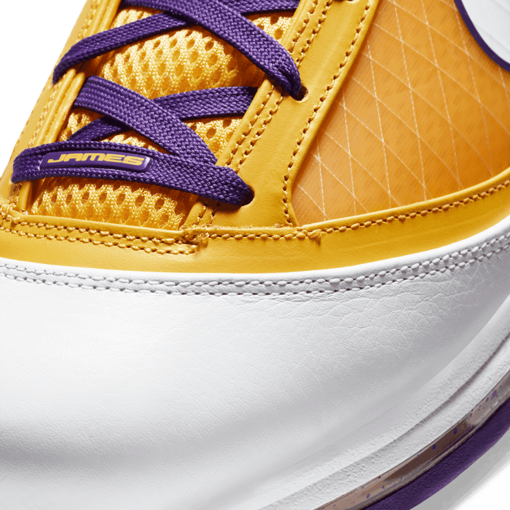 Nike LeBron 7 Lakers Angle 4