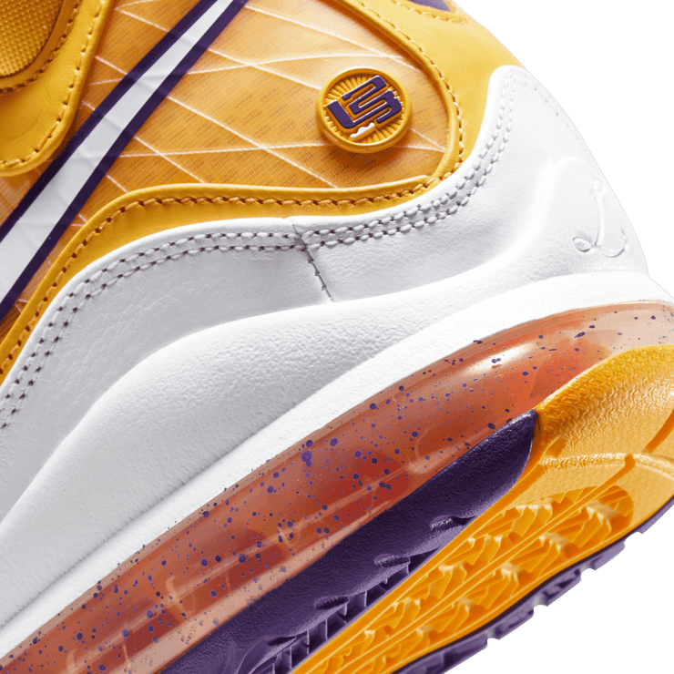 Nike LeBron 7 Lakers Angle 5