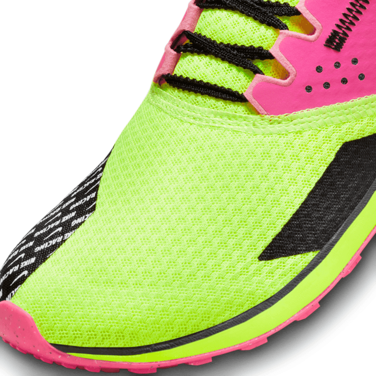 Nike Zoom Rival Waffle 6 'Volt Hyper Pink' Angle 5