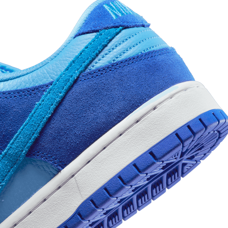 Nike SB Dunk Low Blue Raspberry Angle 5