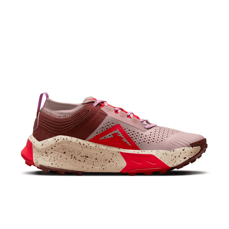 Nike Zegama Trail Angle 1