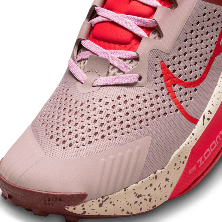Nike Zegama Trail Angle 5