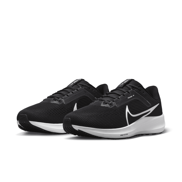 Nike Air Zoom Pegasus 40 Wide 'Black White' Angle 3