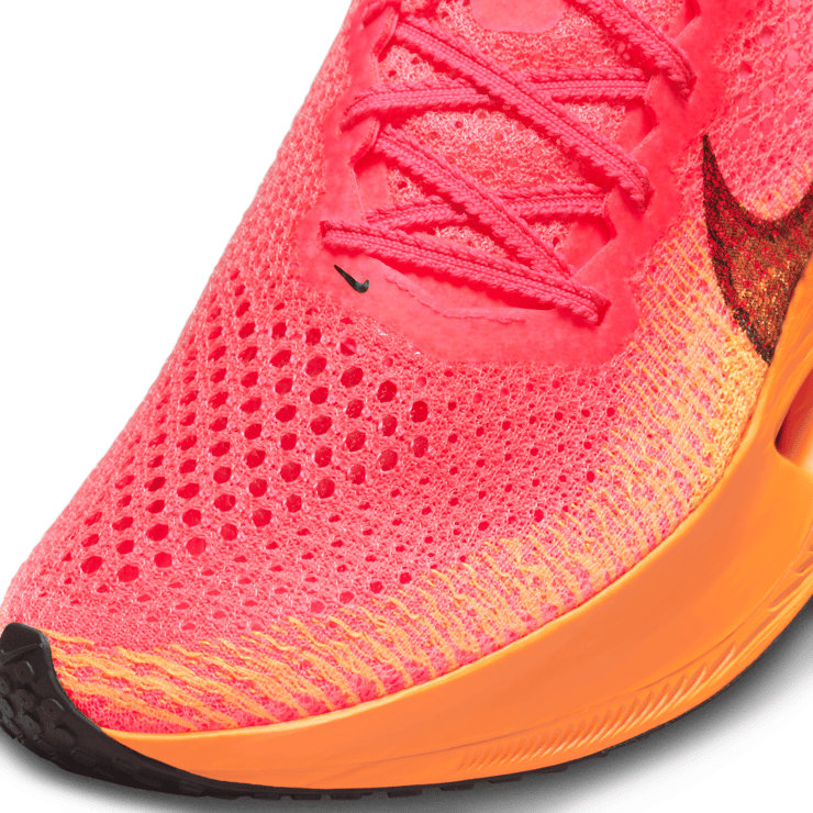 Nike ZoomX VaporFly Next% 3 'Hyper Pink' (W) Angle 5