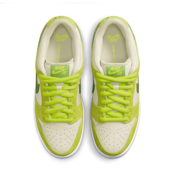 Nike SB Dunk Low Green Apple Angle 1