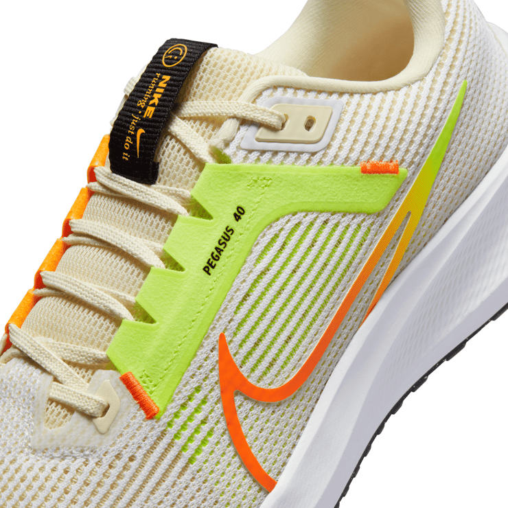 Nike Air Zoom Pegasus 40 'Coconut Milk Lime' Angle 9