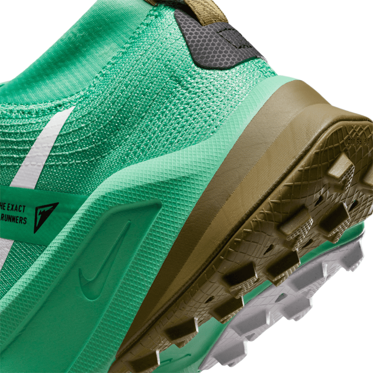 Nike ZoomX Zegama 'Spring Green Olive Flak' Angle 6