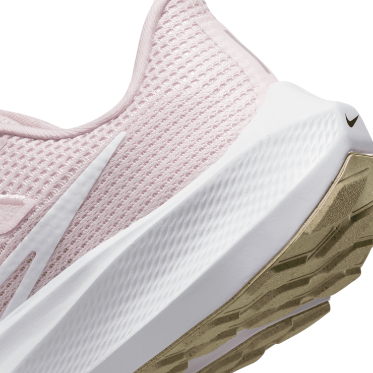 Nike Air Zoom Pegasus 40 'Pearl Pink' (W) Angle 6