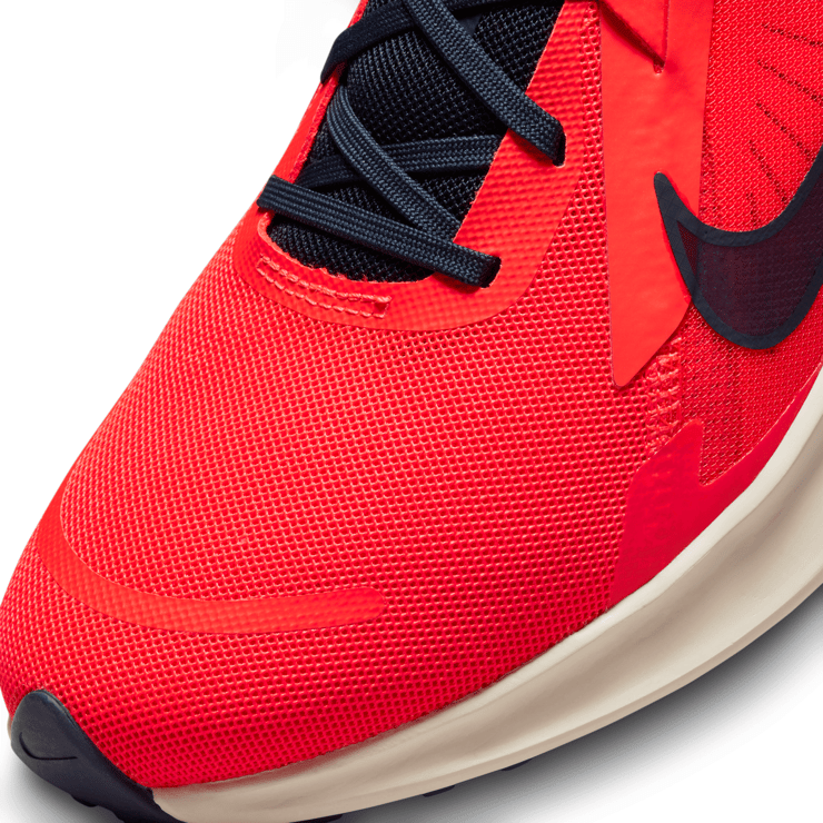 Nike Quest 5 'Bright Crimson' Angle 5