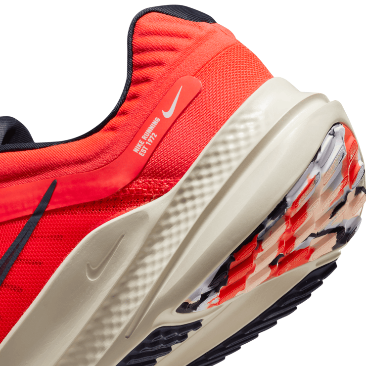 Nike Quest 5 'Bright Crimson' Angle 6