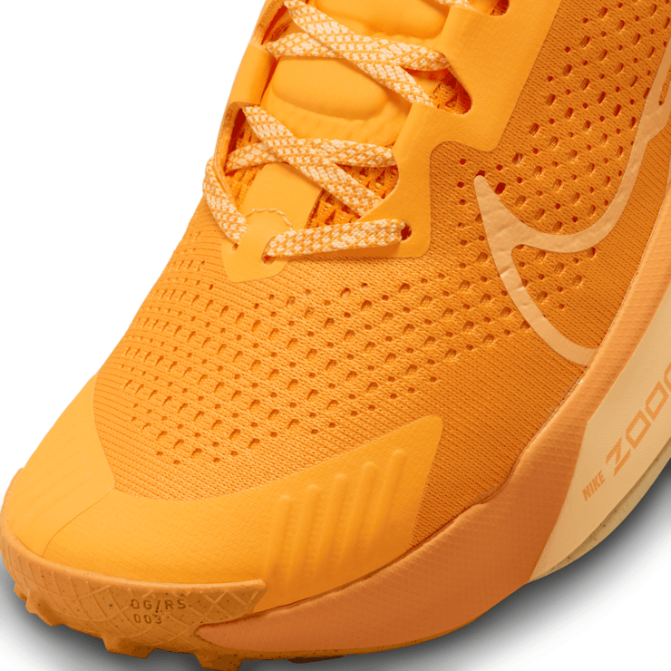 Nike ZoomX Zegama 'Sundial' (W) Angle 5