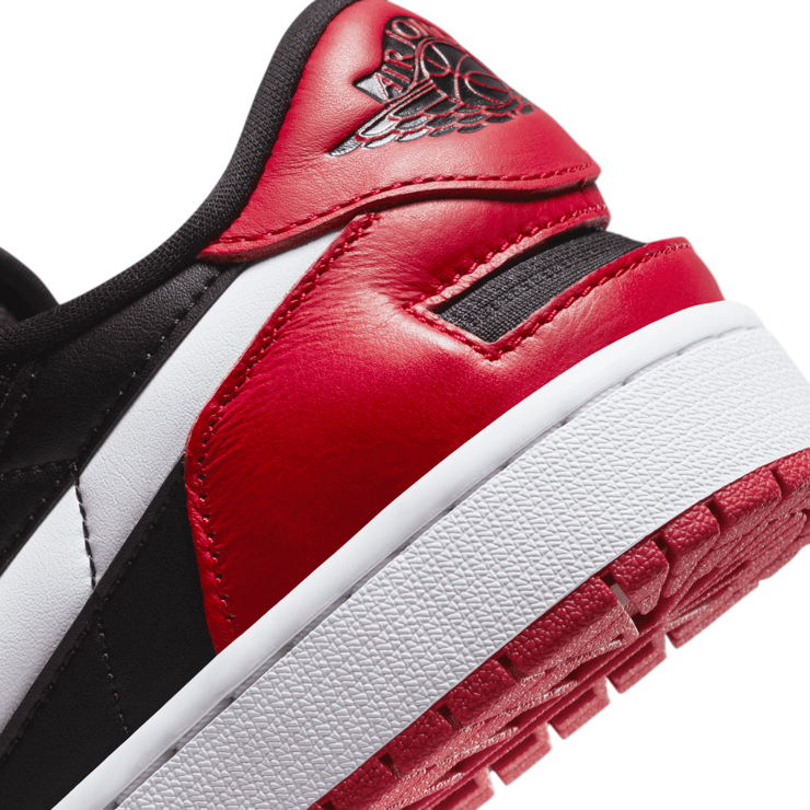 Air Jordan 1 Low FlyEase 'Alternate Bred Toe' Angle 6