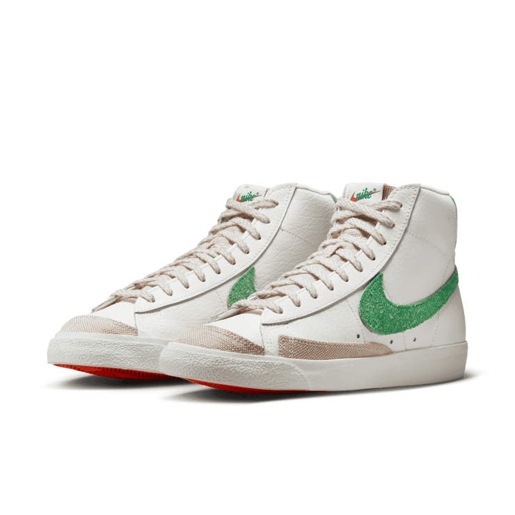Nike Blazer Mid '77 Vintage 'Sail Stadium Green' Angle 3