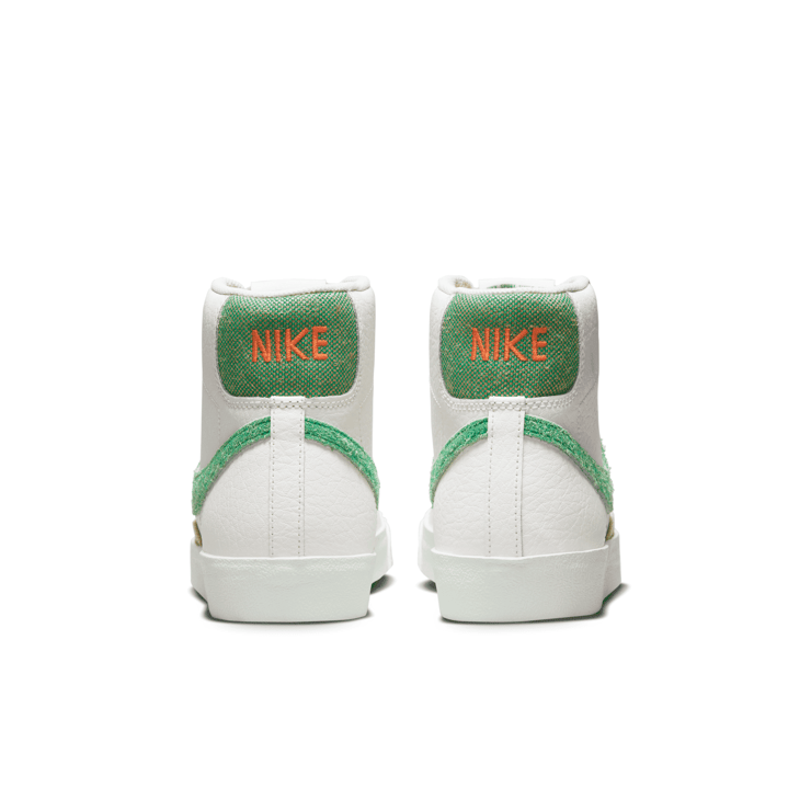 Nike Blazer Mid '77 Vintage 'Sail Stadium Green' Angle 4