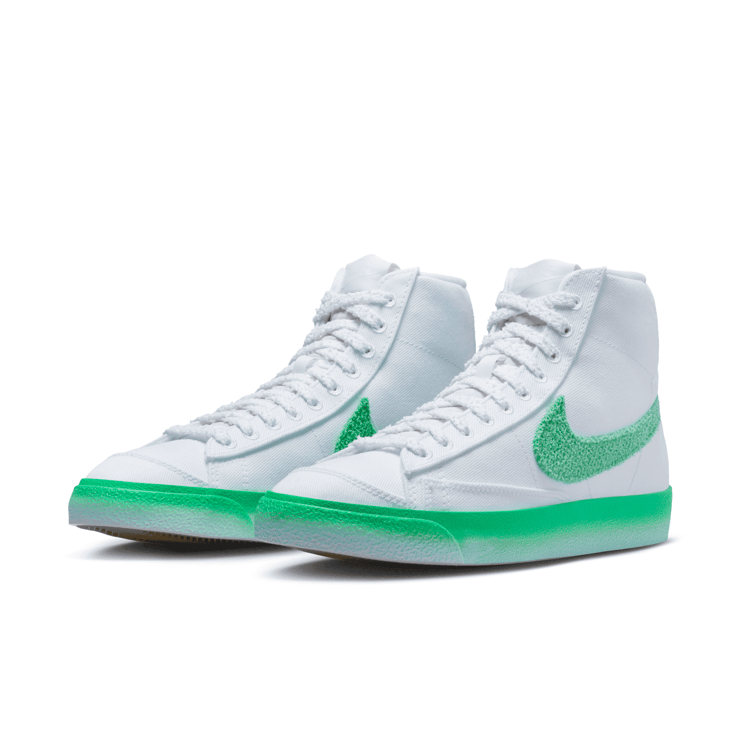 Nike Blazer Mid '77 'Chenille Swoosh - Green Fade' (W) Angle 3