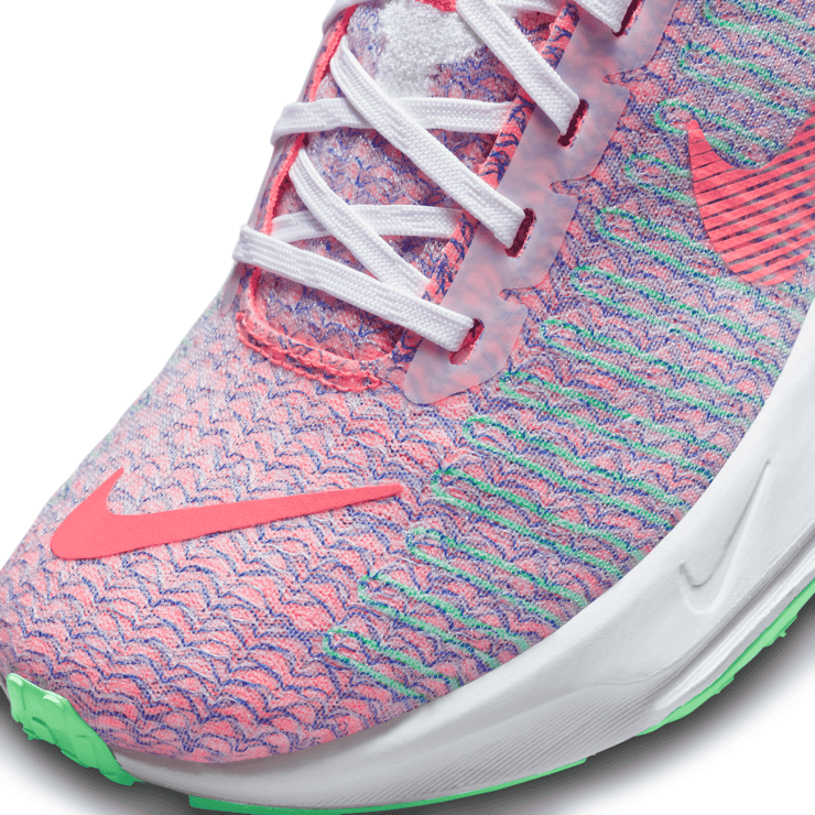 Nike ZoomX Invincible 3 'White Hot Punch' (W) Angle 5