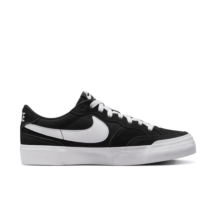 Nike SB Zoom Pogo Plus SB 'Black White' Angle 1