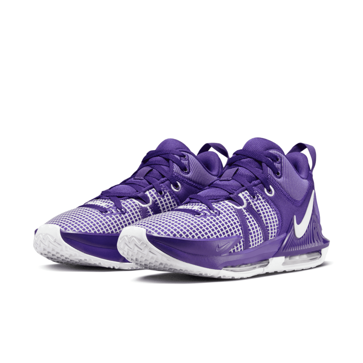 Nike LeBron Witness 7 TB 'Court Purple' Angle 3