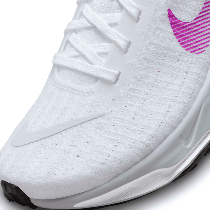 Nike ZoomX Invincible 3 'White Vivid Purple' (W) Angle 5