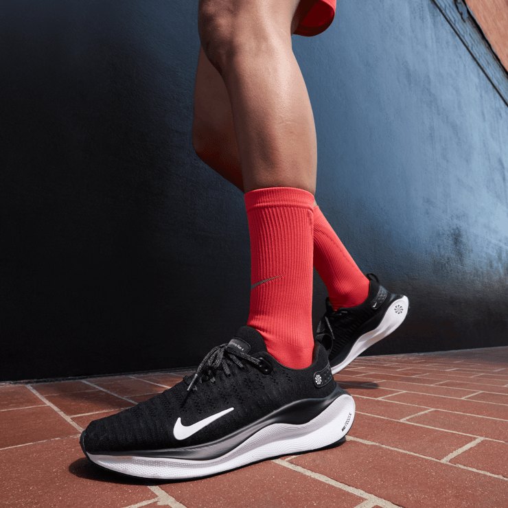 Nike ReactX Infinity Run 4 'Black White' (W) Angle 0