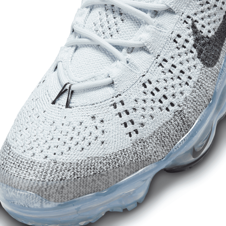 Nike Air VaporMax 2023 Flyknit 'Pure Platinum Anthracite' Angle 6