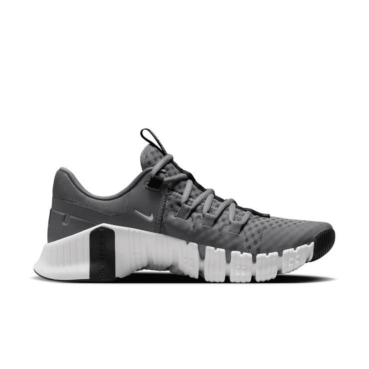 Nike Free Metcon 5 TB 'Gunsmoke' Angle 1