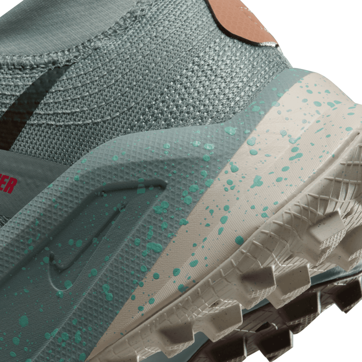 Nike ZoomX Zegama 'Mica Green Sequoia' (W) Angle 6