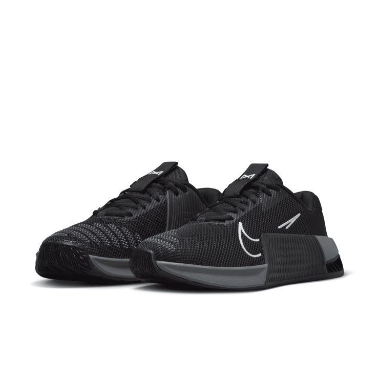 Nike Metcon 9 'Black Smoke Grey' (W) Angle 3