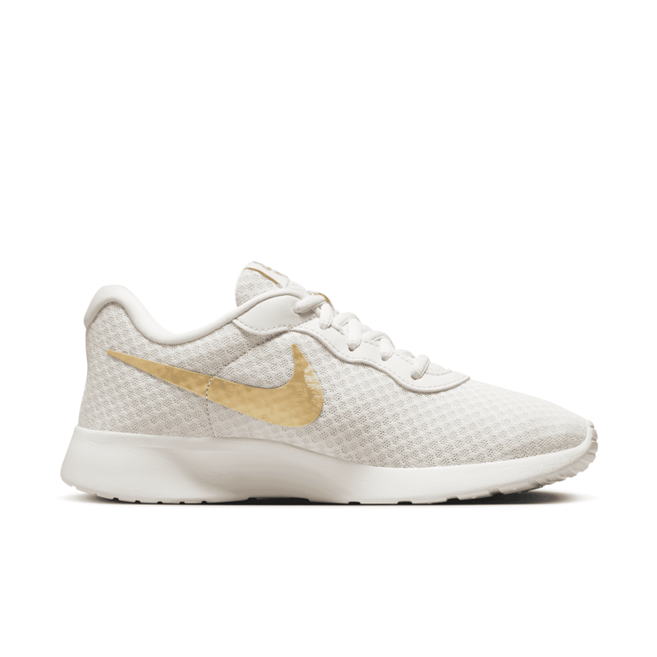 Nike Tanjun Ease 'Phantom Metallic Gold' (W) Angle 1