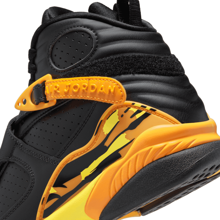 Jordan 8 Taxi Opti-Yellow (W) Angle 6