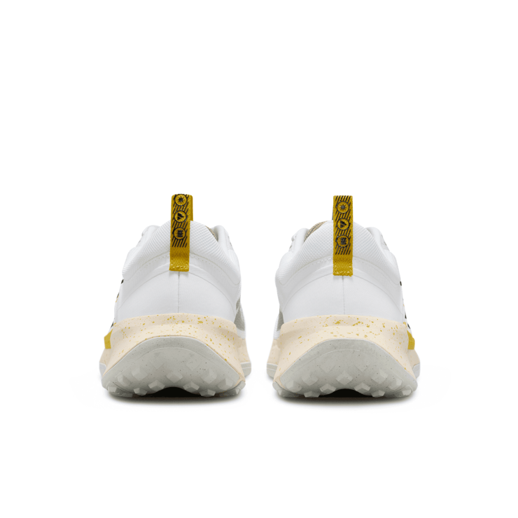 Nike Juniper Trail 2 'White Vivid Sulfur' Angle 4