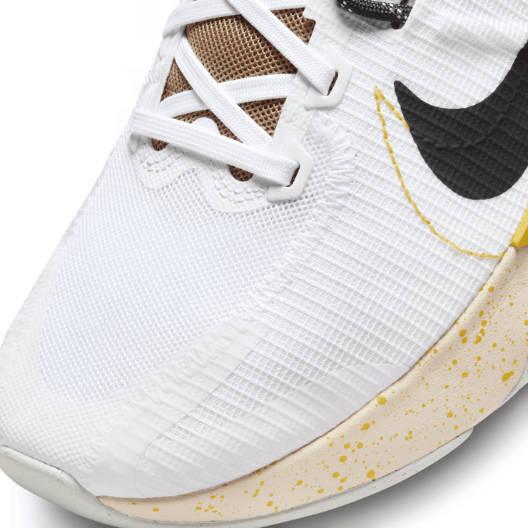 Nike Juniper Trail 2 'White Vivid Sulfur' Angle 5