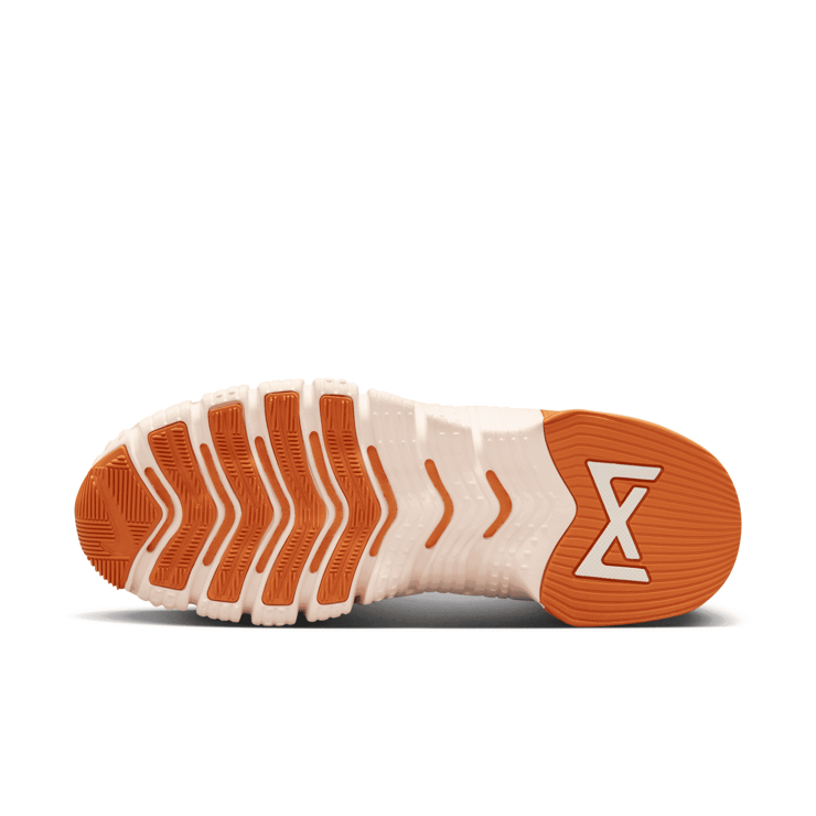 Nike Free Metcon 5 'Amber Brown Campfire Orange' (W) Angle 0