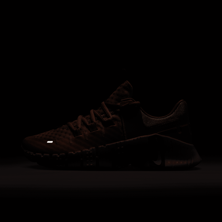 Nike Free Metcon 5 'Amber Brown Campfire Orange' (W) Angle 8