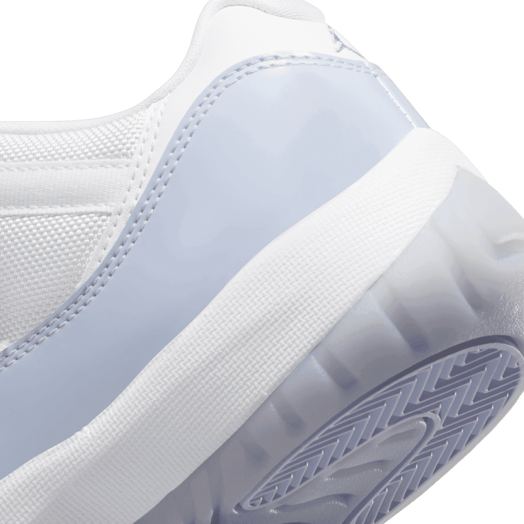 Jordan 11 Low Pure Violet (W) Angle 5