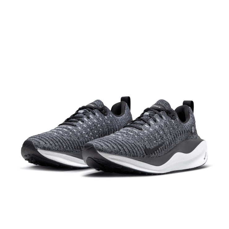 Nike ReactX Infinity Run 4 'Oreo' Angle 3