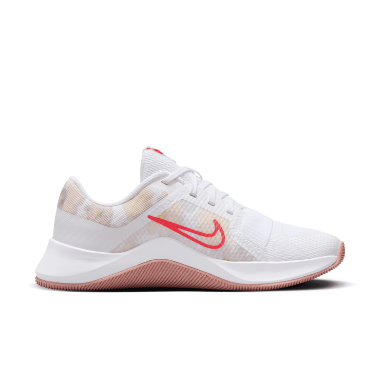 Nike MC Trainer 2 Premium Training Angle 1
