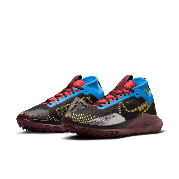 Nike Pegasus Trail 4 GORE-TEX Waterproof Trail Angle 3