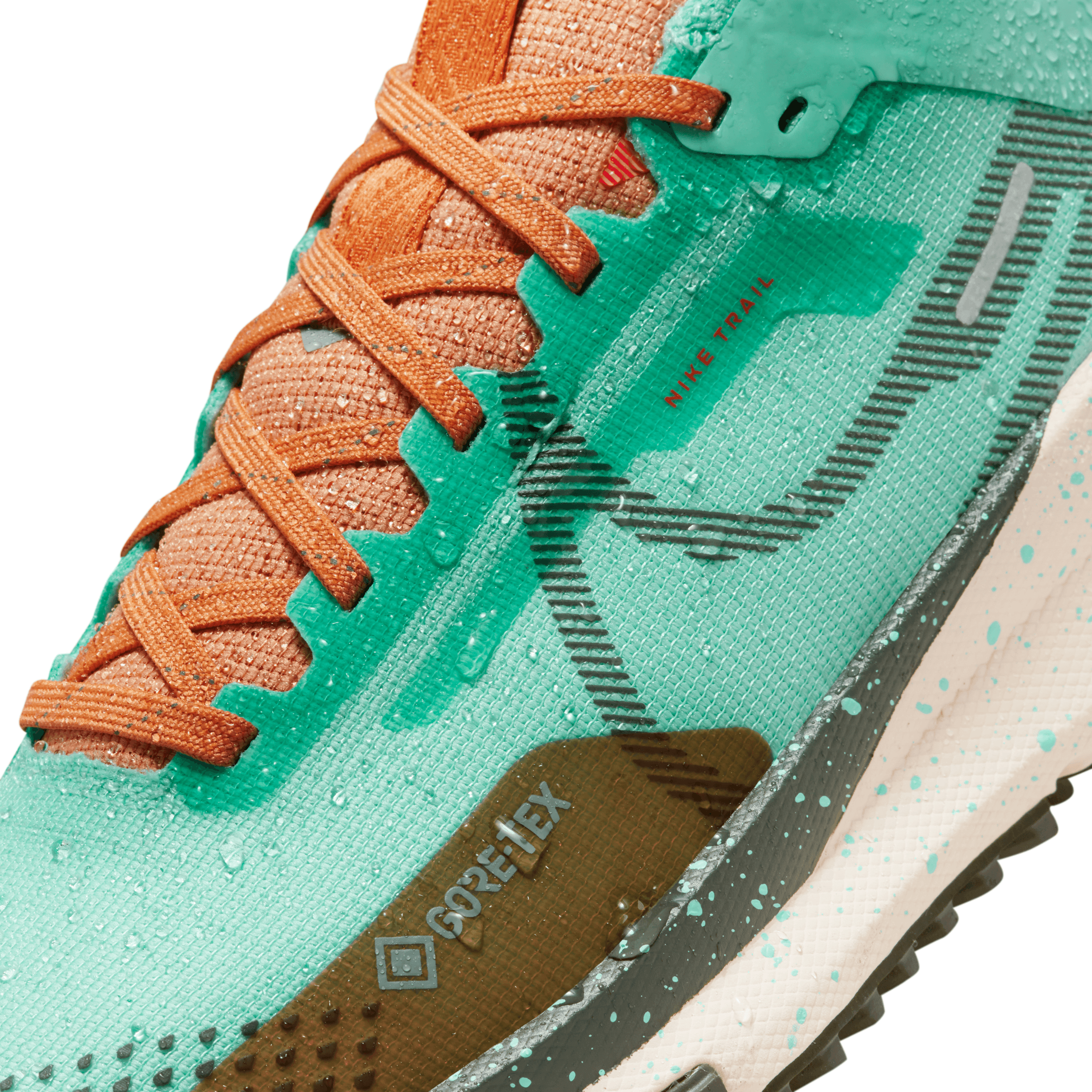 Nike React Pegasus Trail 4 GORE-TEX 'Emerald Rise Sequoia' (W) Angle 8