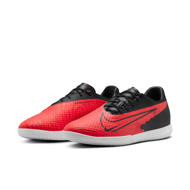 Nike Phantom GX Academy Indoor/Court Soccer Angle 3