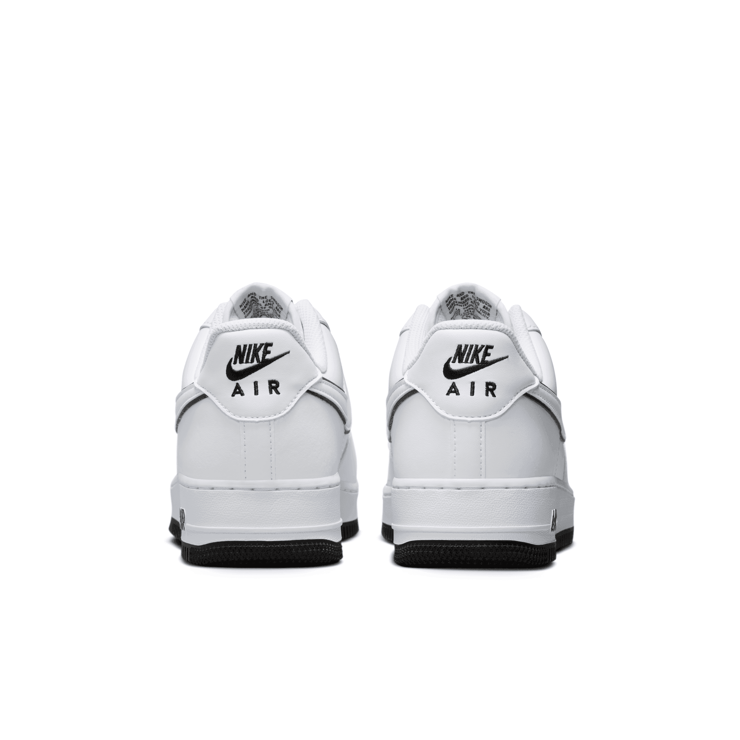 Nike Air Force 1 '07 'White Black Outline' Angle 4