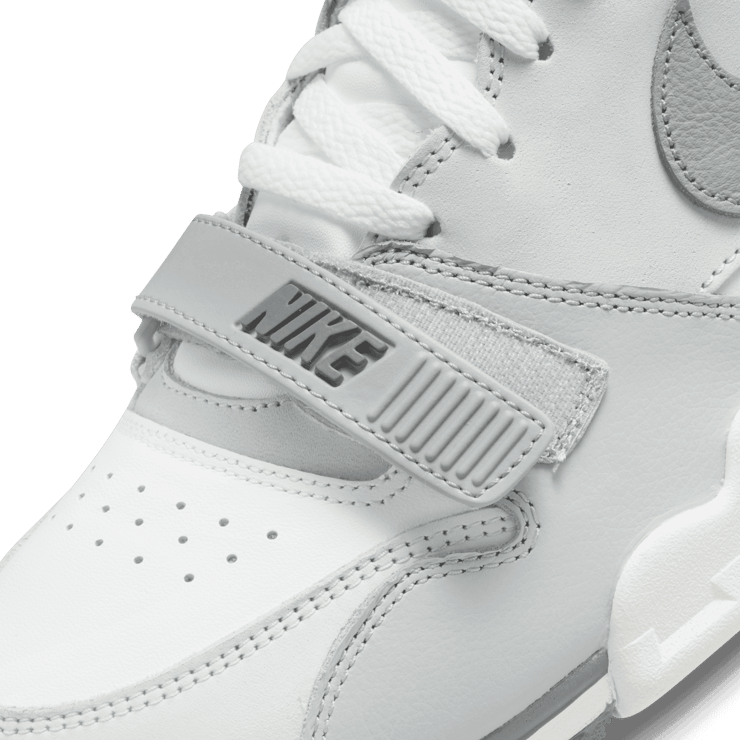 Nike Air Trainer 1 Photon Dust Angle 6