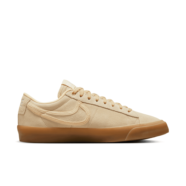 Nike SB Blazer Low Pro GT Premium SB 'Pale Vanilla Gum' Angle 1