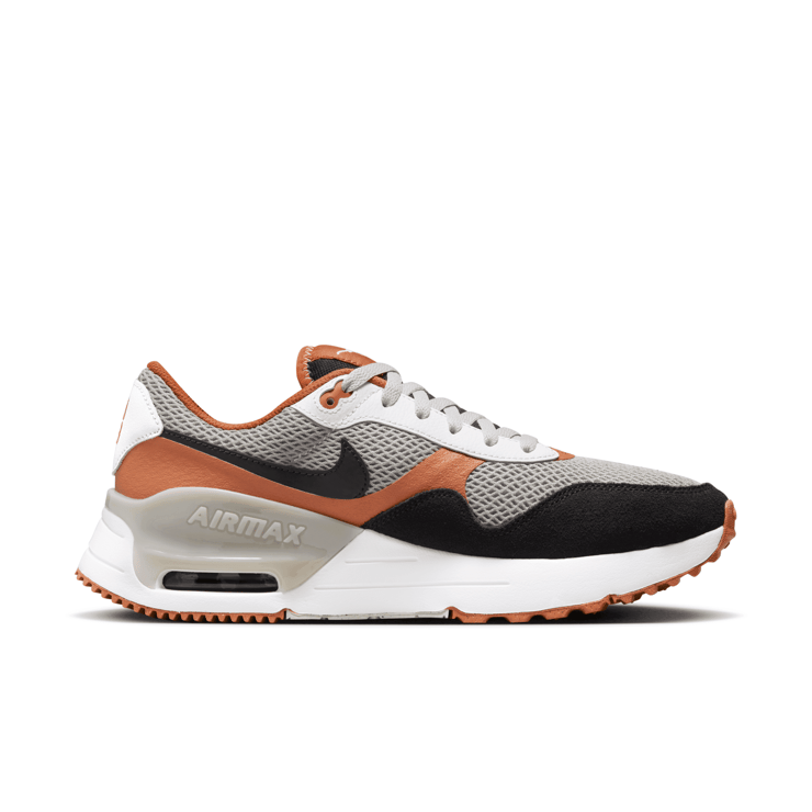 Nike Air Max SYSTM 'Texas' Angle 1