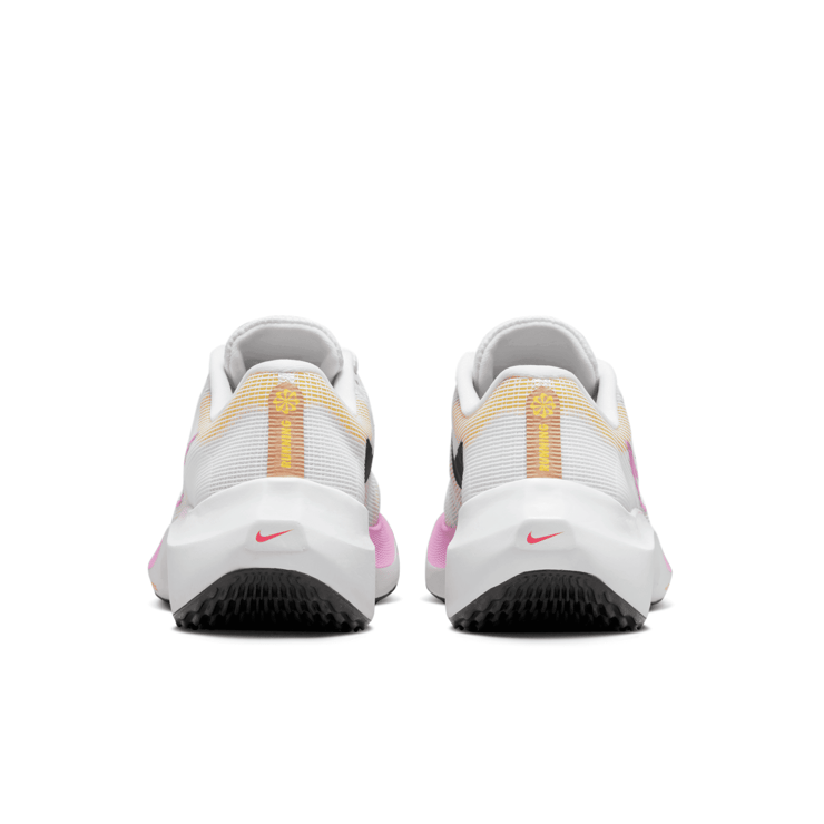 Nike Zoom Fly 5 'White Rush Fuchsia' (W) Angle 4